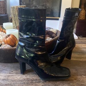 Bebe patent leather boots🔥